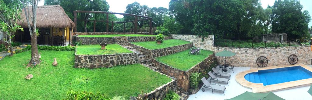 Bazén v ubytování Hotel Rinconada del Convento nebo v jeho okolí