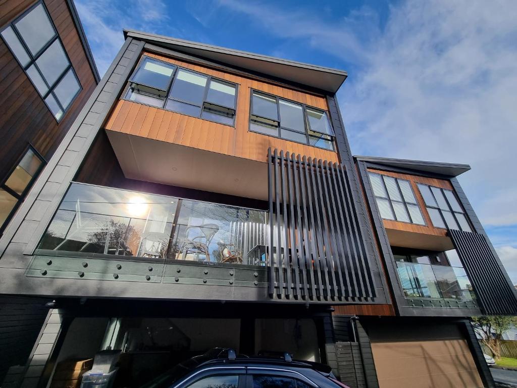 Brown Palace - Resim 5