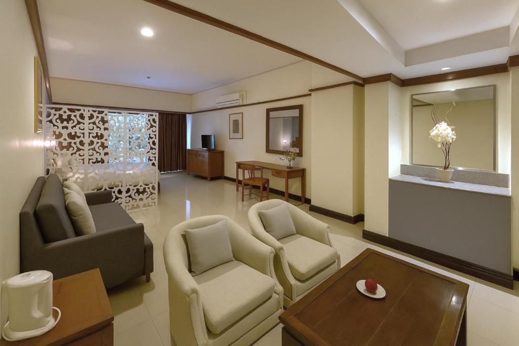 Loei Palace Hotel - Grande Chambre Lit King-Size De Luxe