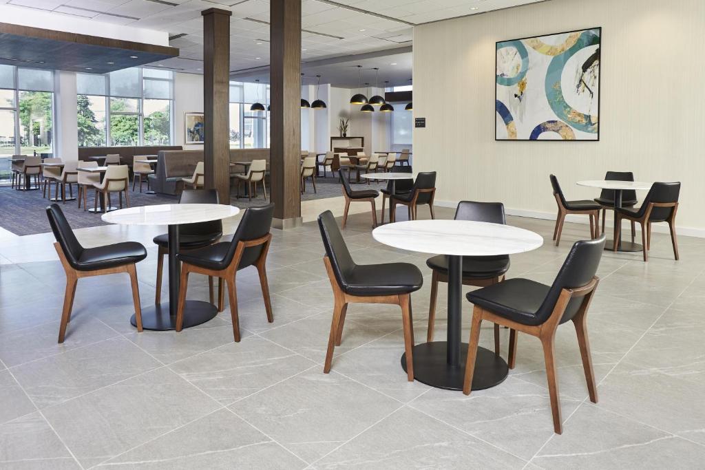 Hyatt Place Toronto Mississauga and Luxe Convention Centre - Resim 11