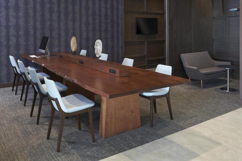 Hyatt Place Toronto Mississauga and Luxe Convention Centre - Resim 15