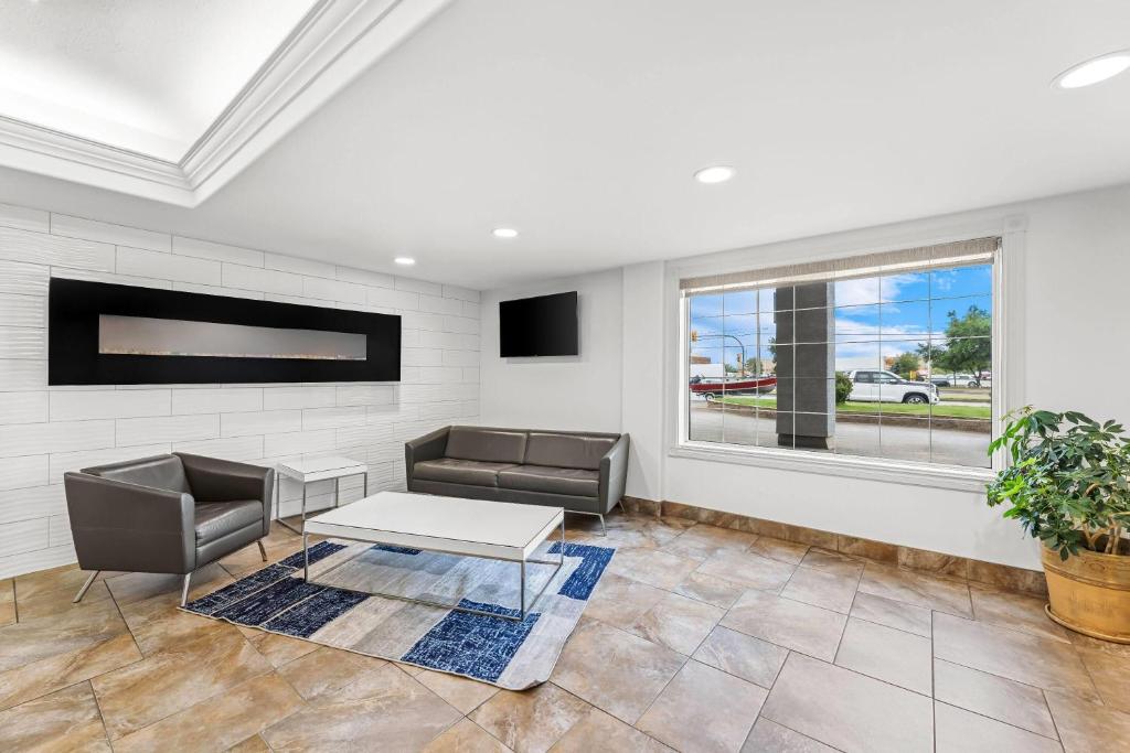 Super 8 by Wyndham Saskatoon Near Saskatoon Airport - Resim 10