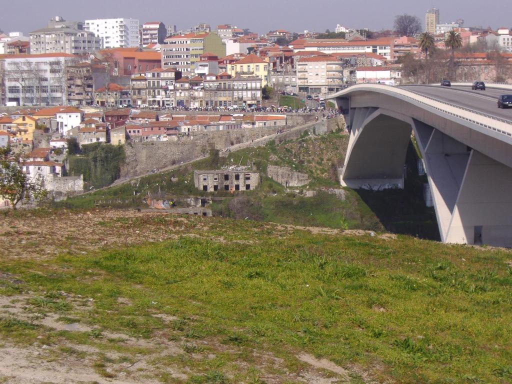 Nespecifikovaný výhled na destinaci Porto nebo výhled na město při pohledu z hotelu