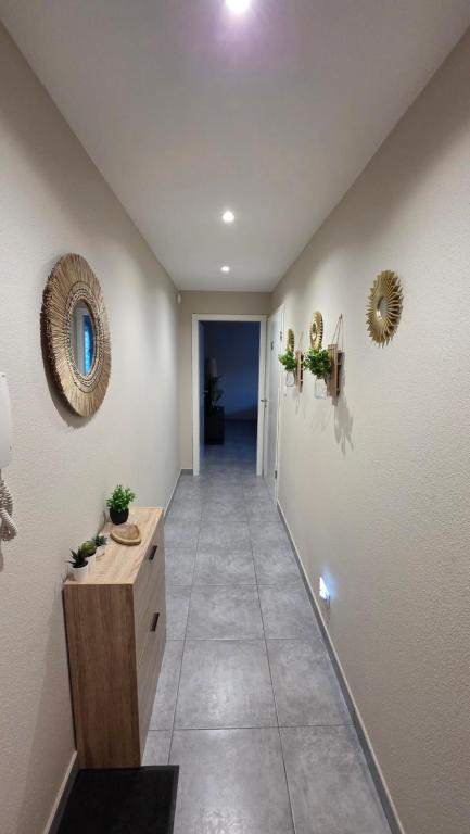 L'Adresse Colmarienne, Escapade en Famille, Terrasse, Garage Privé, Point de départ idéal en toutes saisons, Centre historique Colmar à 10 min à pied, Marchés de Noël, Route des vins d'Alsace, Appartement calme et élégant, Arrivée autonome, Garage à vélos – photo 16