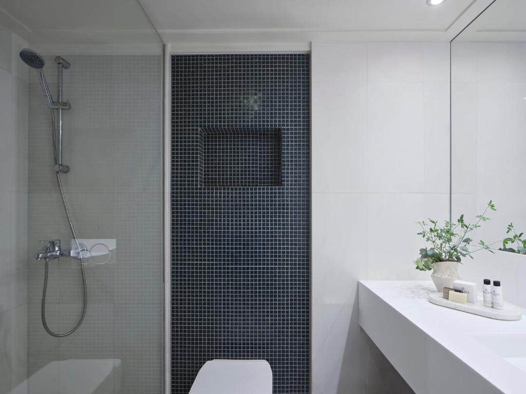 Kontokali Bay Resort & Spa - 16