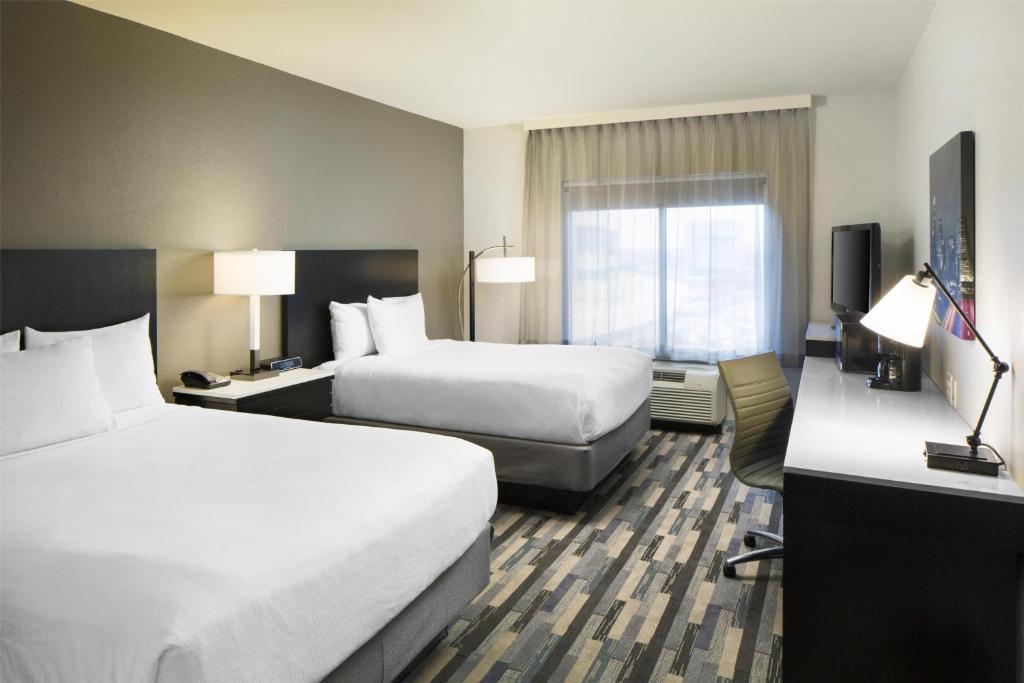 Hyatt House Charlotte Center City photo