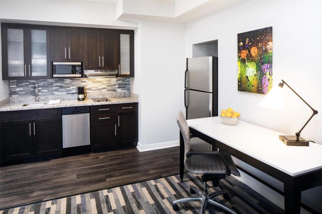 Hyatt House Charlotte Center City photo