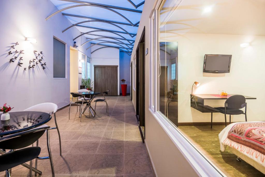 Posezení v ubytování Matisse Hotel