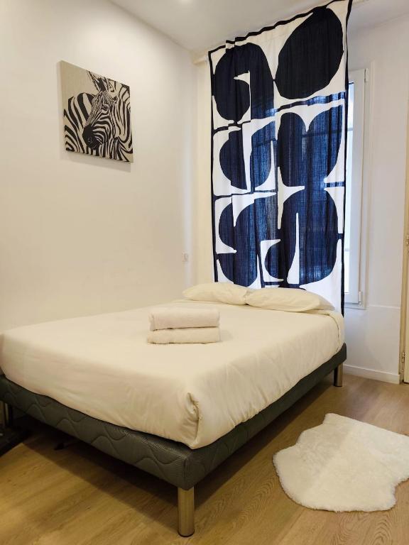 Postel nebo postele na pokoji v ubytování Suite Bélem - Cosy - Rennes