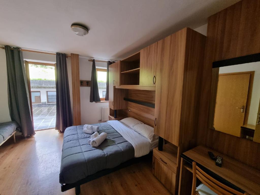TEA San Pellegrino - DOLOMITI - Triple Room With Terrace