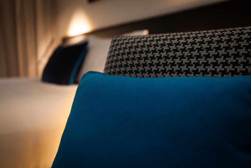 Aurora on George - Resim 31