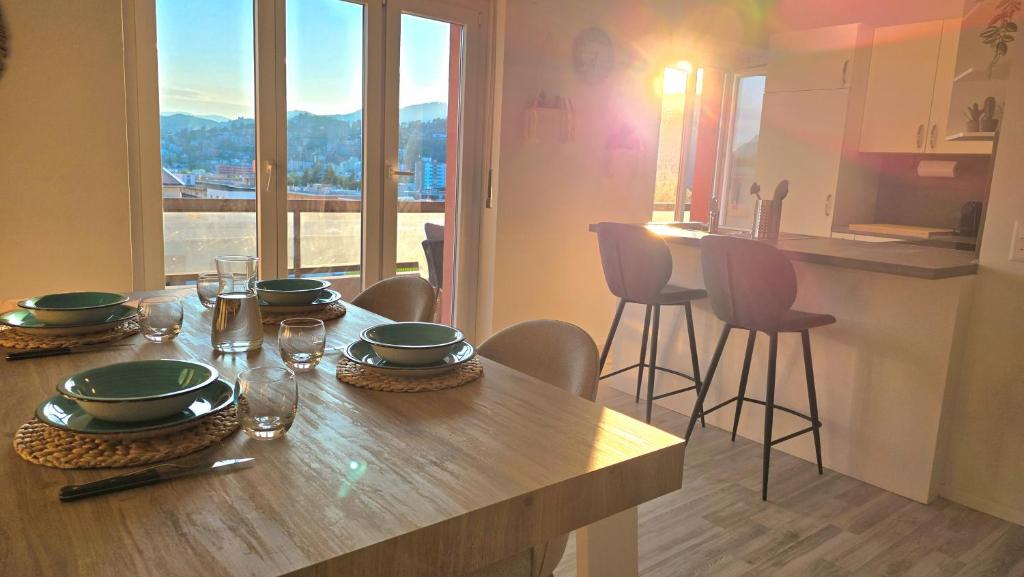 Oasis Apartment with Free parking - Resim 18