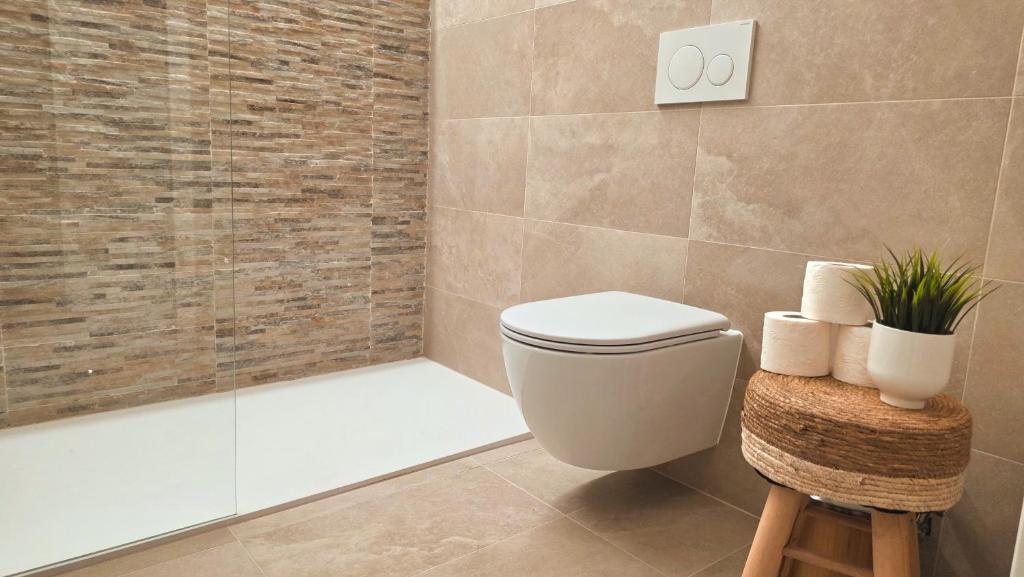 Oasis Apartment with Free parking - Resim 27