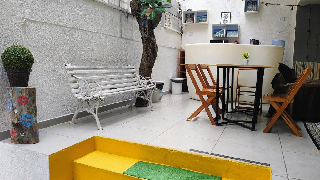 Khu vực ghế ngồi tại Hostel mundo