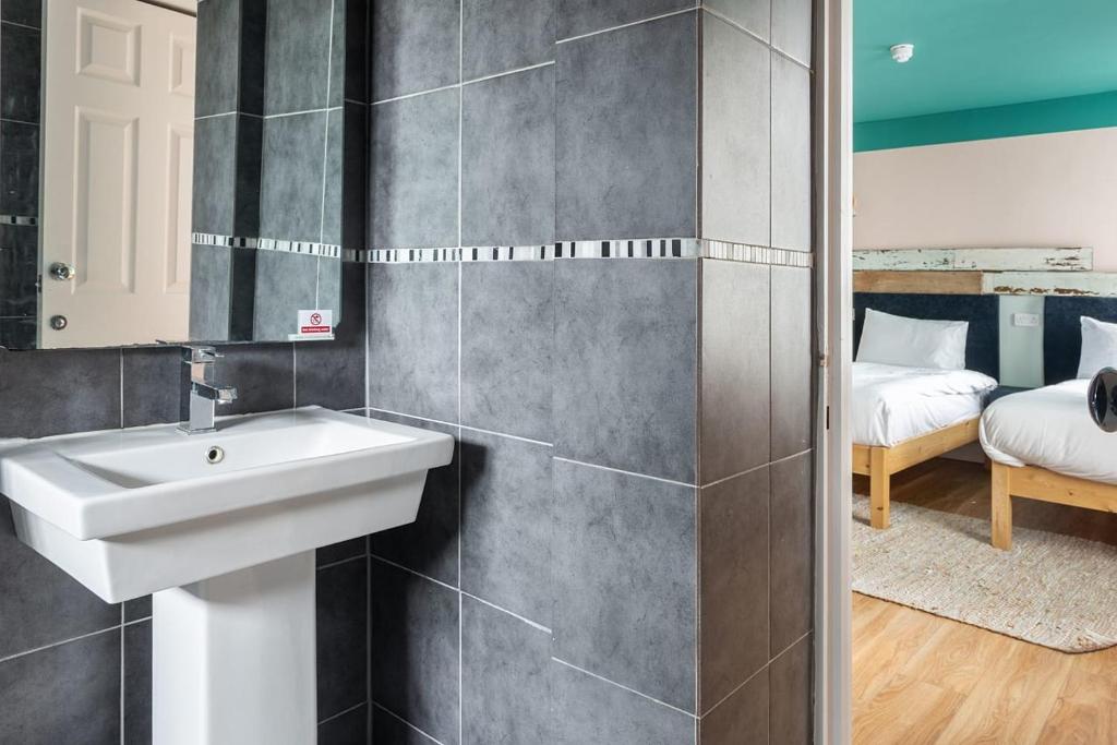 West Beach Hotel Brighton - Klassieke Vierpersoonskamer