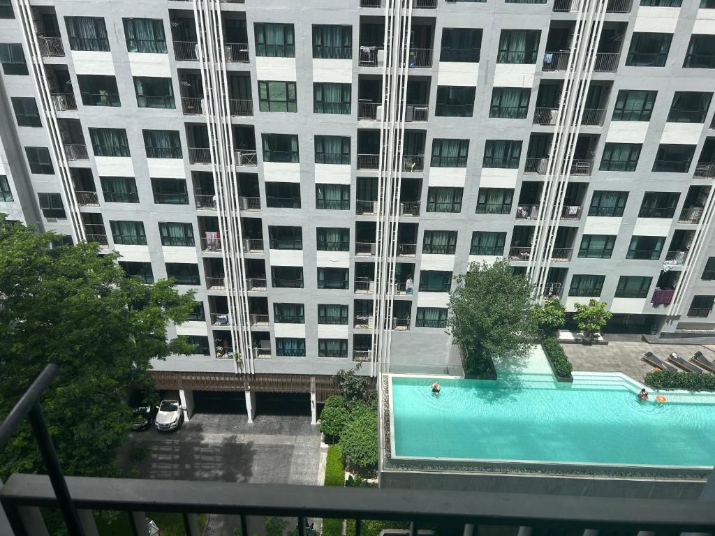 The Base Central Pattaya by Adam - Resim 7