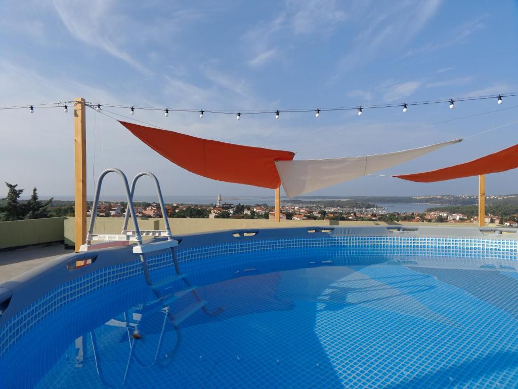 Πισίνα στο ή κοντά στο Holiday Home Magic View
