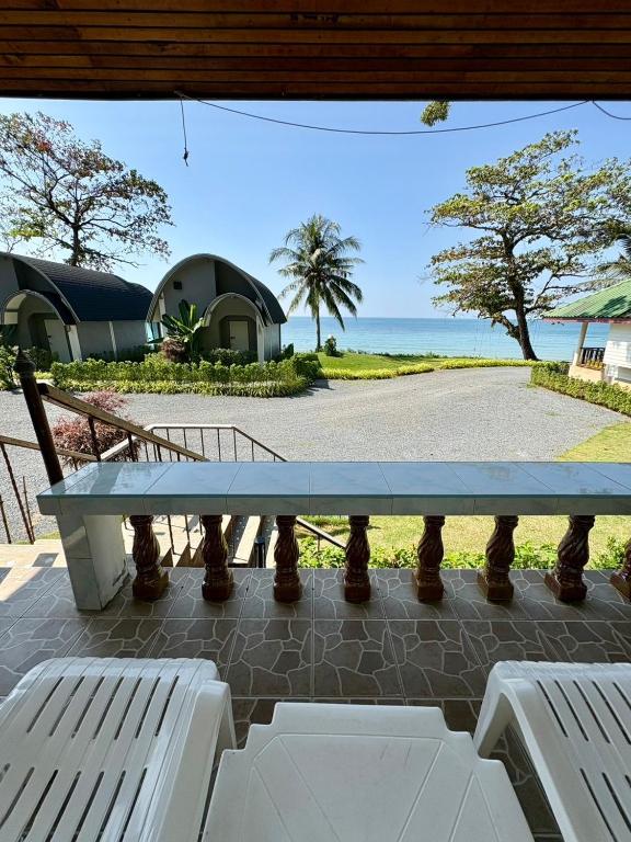 KaiBaeBeach GrandView - بنغل مع مروحة
