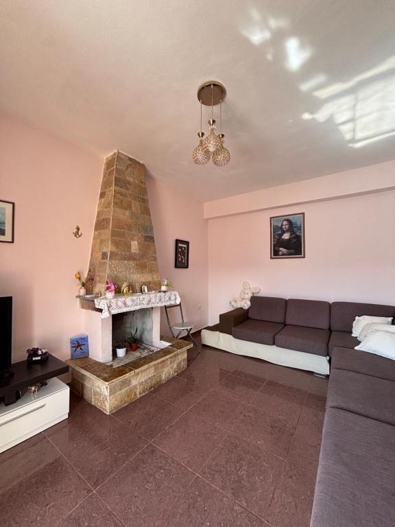 Φωτογραφία από το άλμπουμ του Beachfront Apartment στη Χειμάρρα