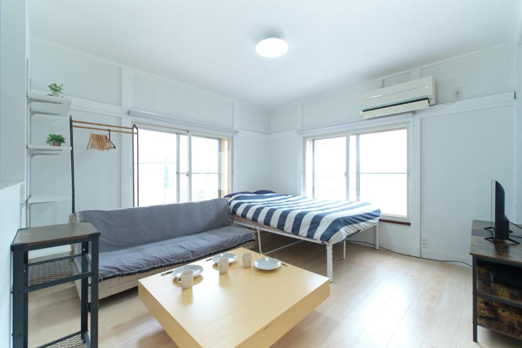 Minami-Shinagawa House by Tranova