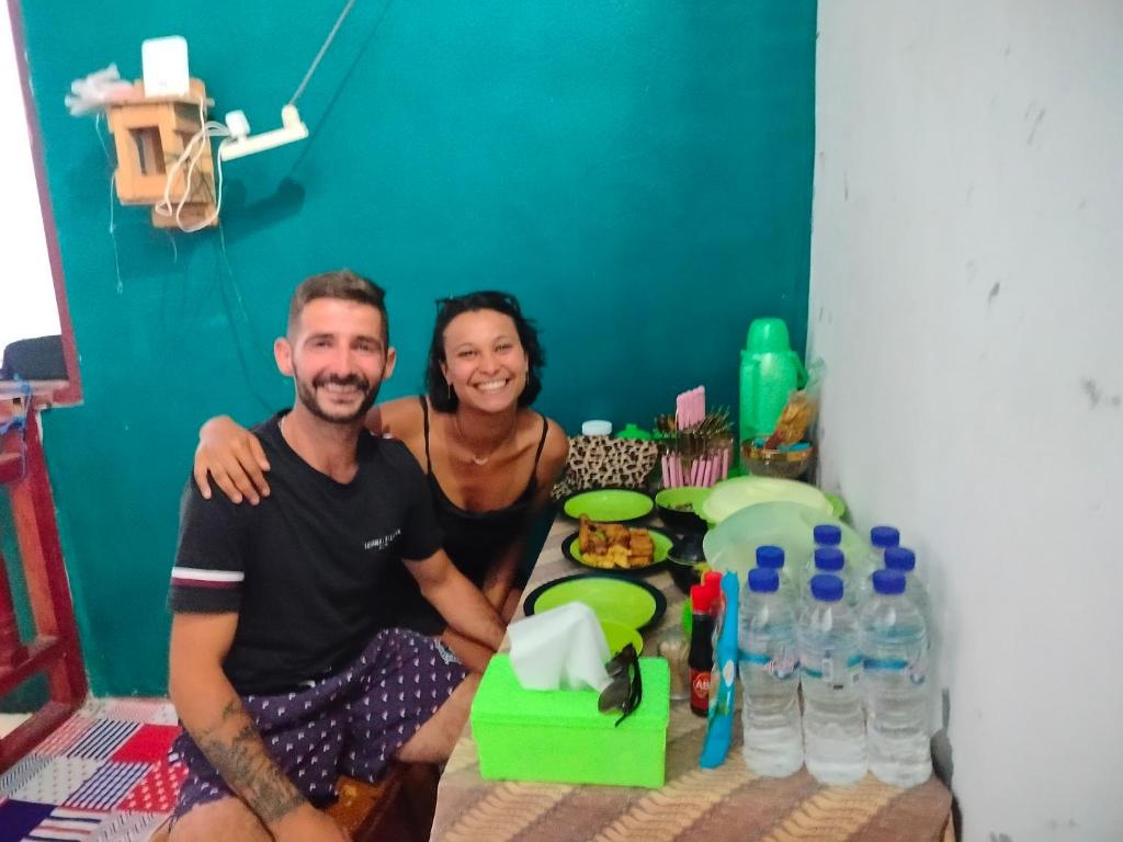 Επισκέπτες που μένουν στο Atta komodo homestay