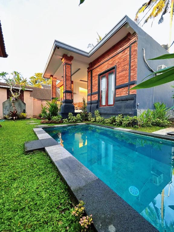 Bazén v ubytování Gomas Villa Ubud nebo v jeho okolí