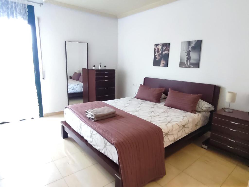 Ένα ή περισσότερα κρεβάτια σε δωμάτιο στο 8Beds Vila-seca