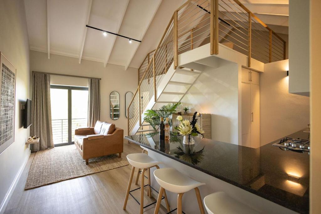 Posezení v ubytování Aurora Valley Escape Apartment 9