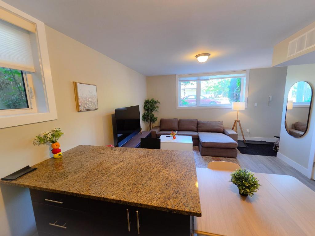 Sandy Hill Downtown Guesthouse - Resim 8