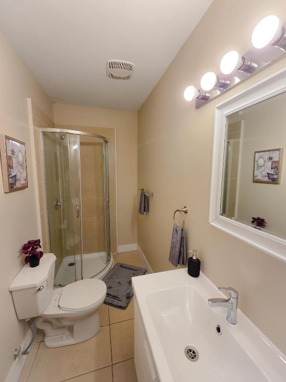 Sandy Hill Downtown Guesthouse - Resim 11