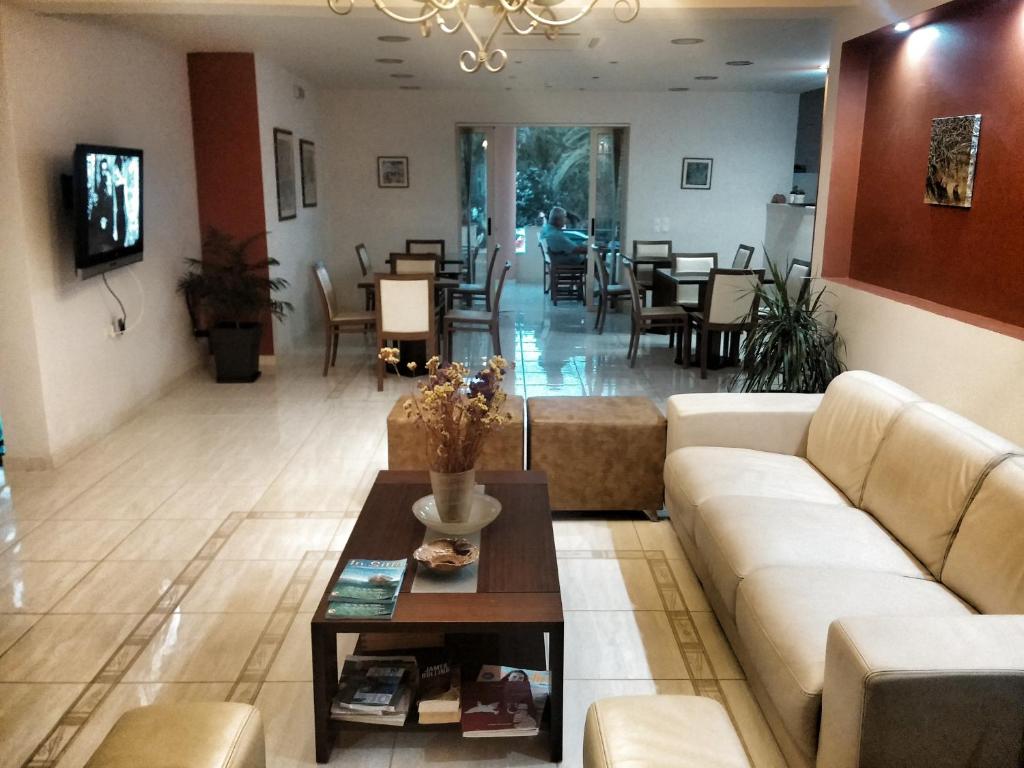 Posezení v ubytování Ostria Hotel