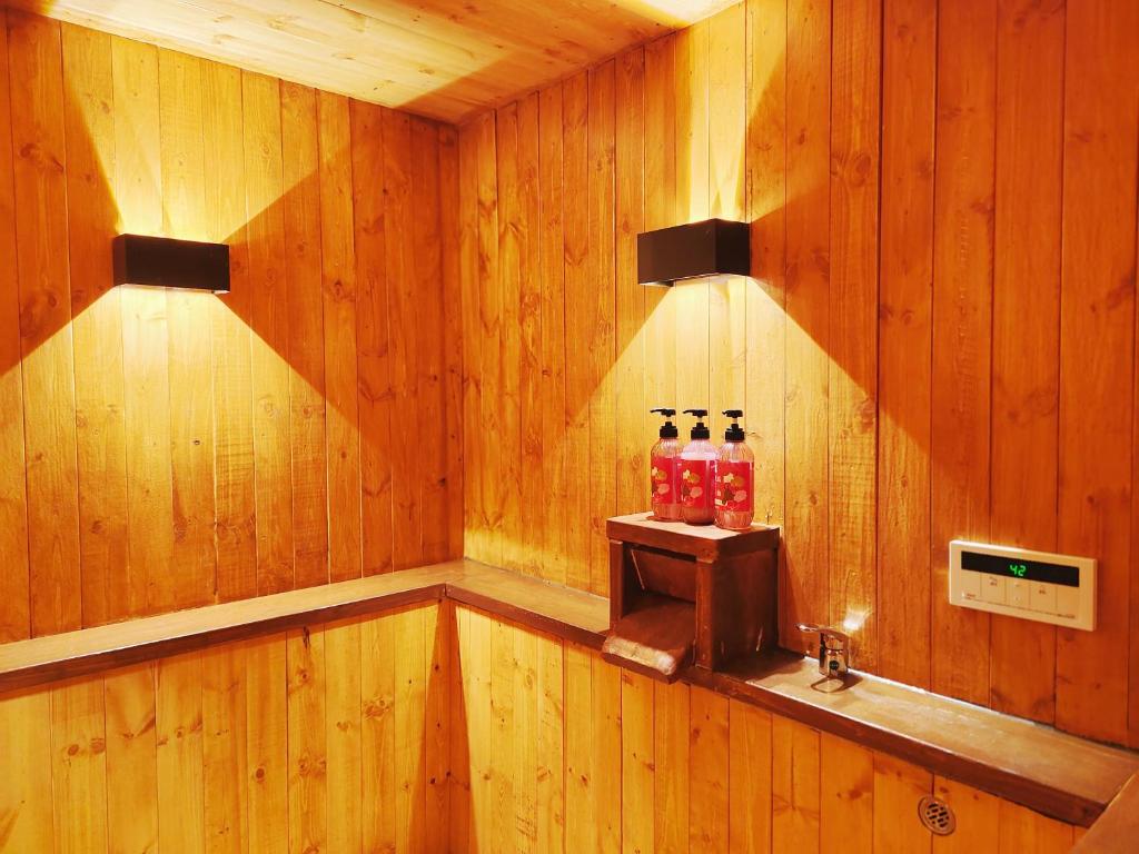 慧橋日本 Spa Resort Tenga 3 - 86m全新日式別墅関西機場直達天下茶屋駅3分鐘難波黑門市場道頓堀心齋橋通天閣直達 8人3間睡房5張床2間浴室