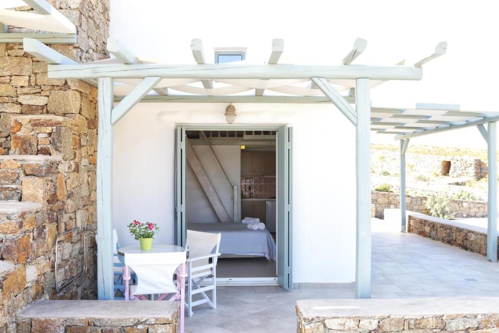 Niriides Homes & Villas - 16