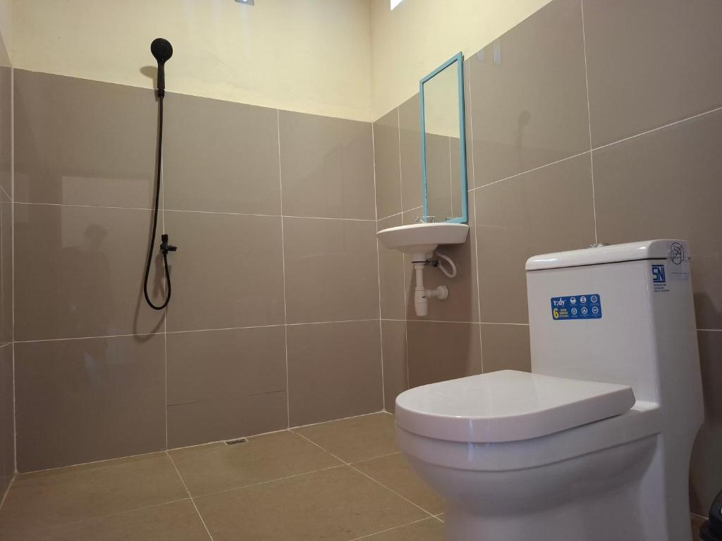 Et badeværelse på Ekas Elen Homestay