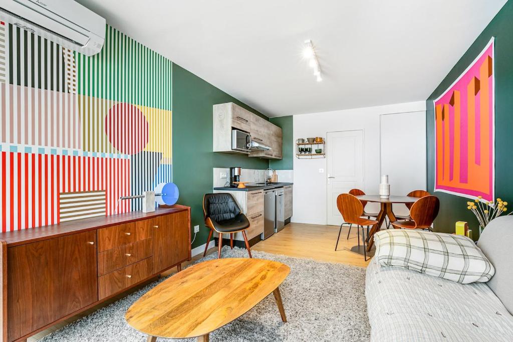 Køkken eller tekøkken på Lovely terrace apartment in LGM