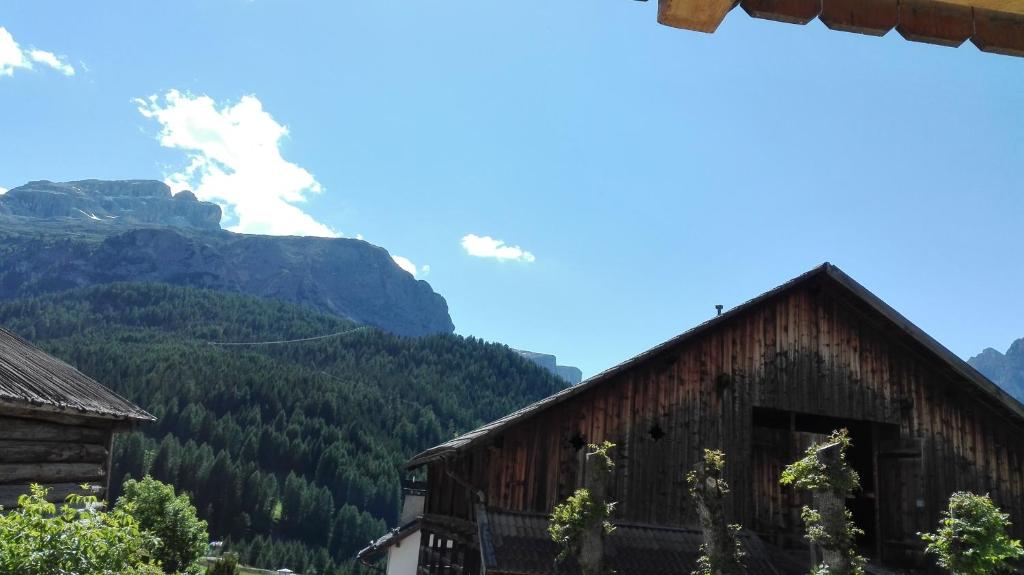 Nespecifikovaný výhled na hory nebo výhled na hory při pohledu z bed and breakfast