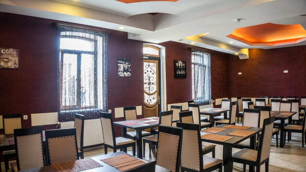 Restaurace v ubytování Hotel Tiflis