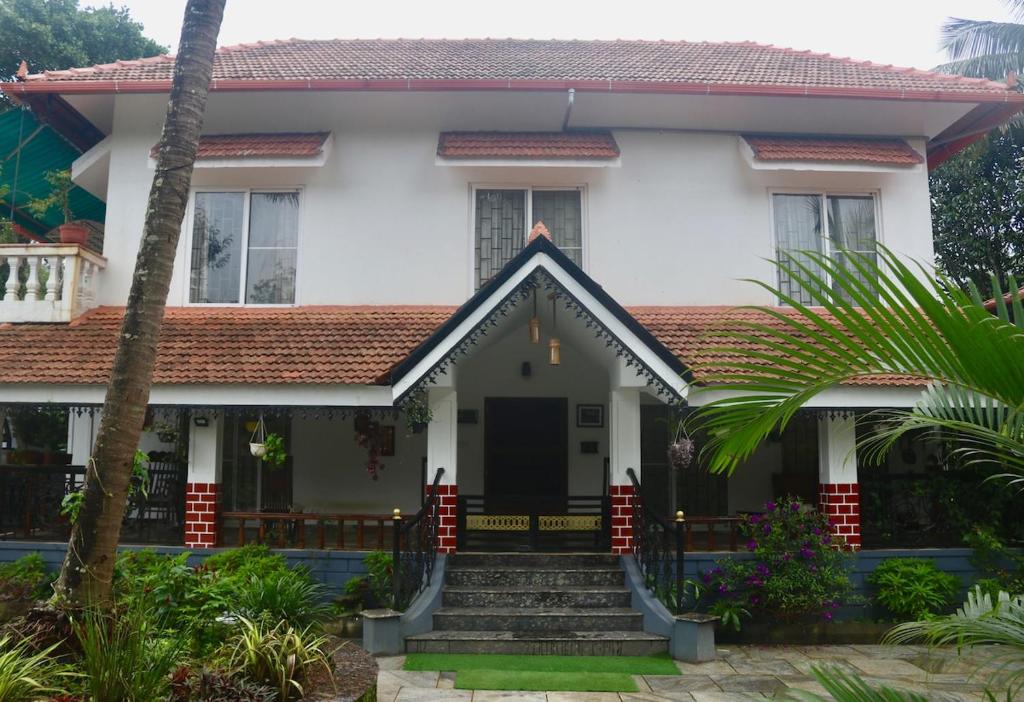 Το κτήριο όπου στεγάζεται  η παραθεριστική κατοικία