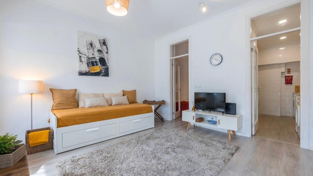 Charming 1BR in Santa Apolónia by LovelyStay
