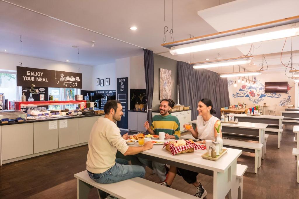 MEININGER Hotel Hamburg City Center - Resim 18