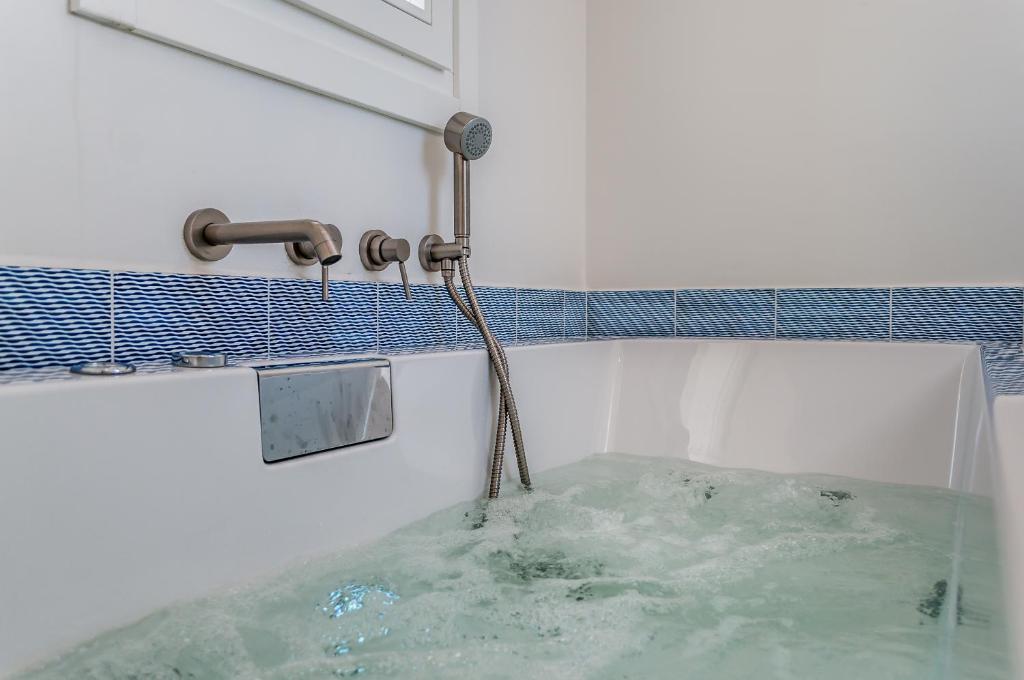 Milos Breeze Boutique Hotel - 15