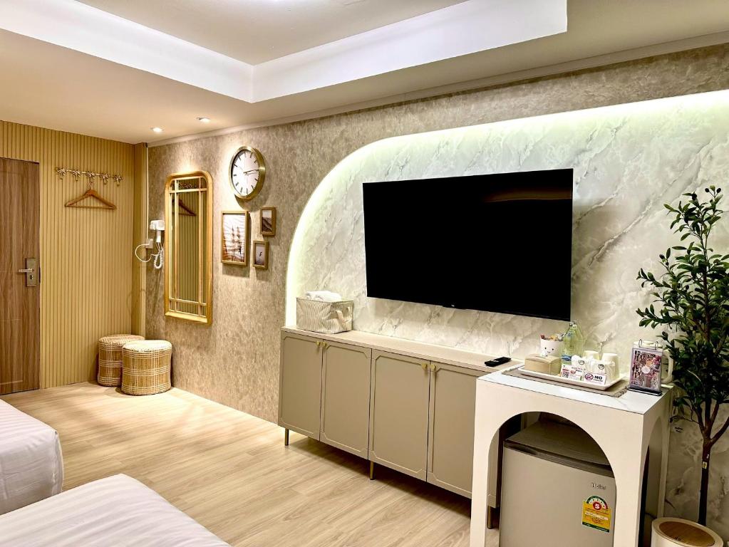 Dragon River Avenue - Premium Twin Room
