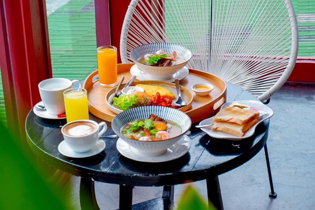 Amdaeng Bangkok Riverside Hotel - Resim 45