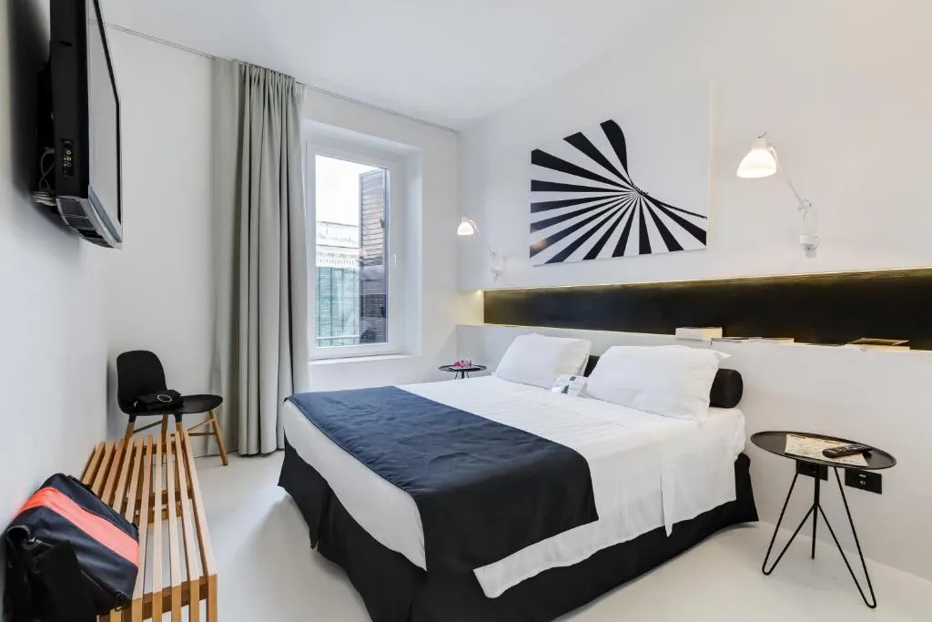Sora Luxury Inn, Roma, Italia