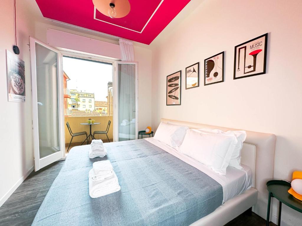 Ostello Bello Bologna - Double Room With Balcony