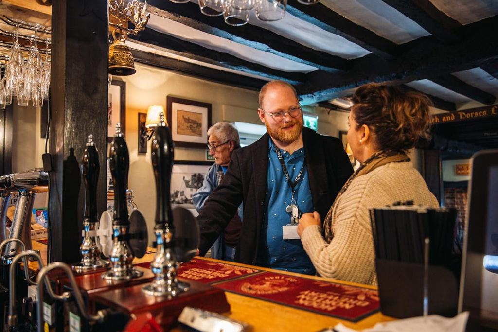 The Coach and Horses - Resim 8