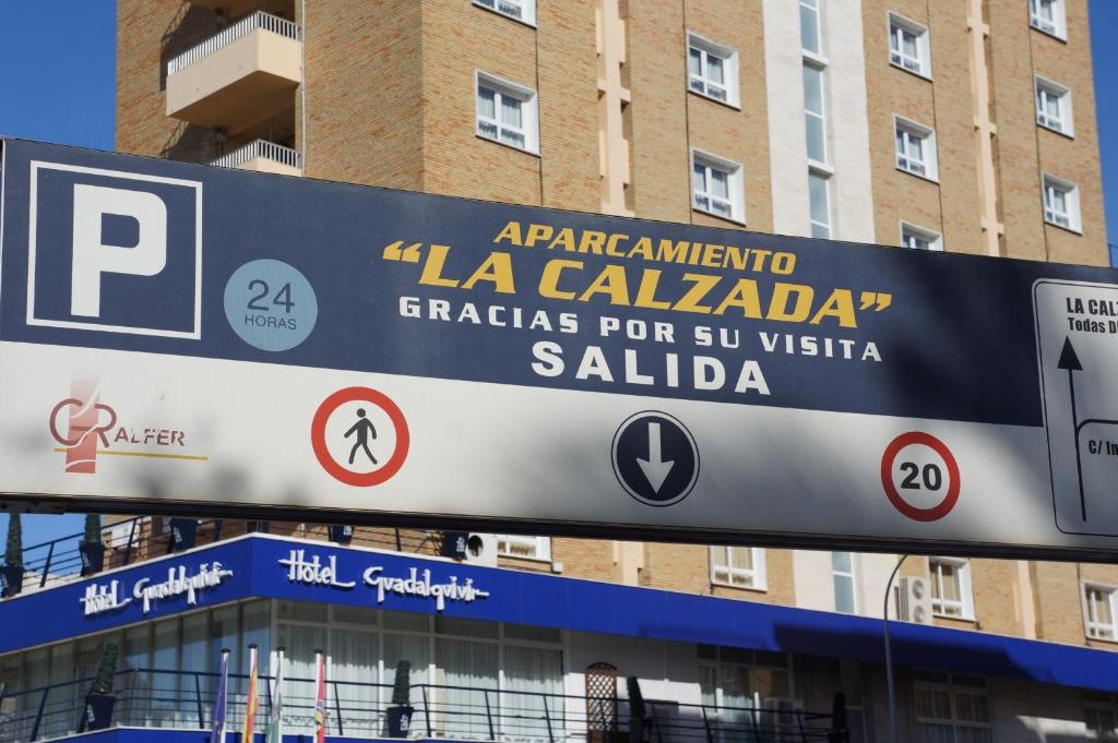 Certifikát, hodnocení, plakát nebo jiný dokument vystavený v ubytování Hotel Guadalquivir