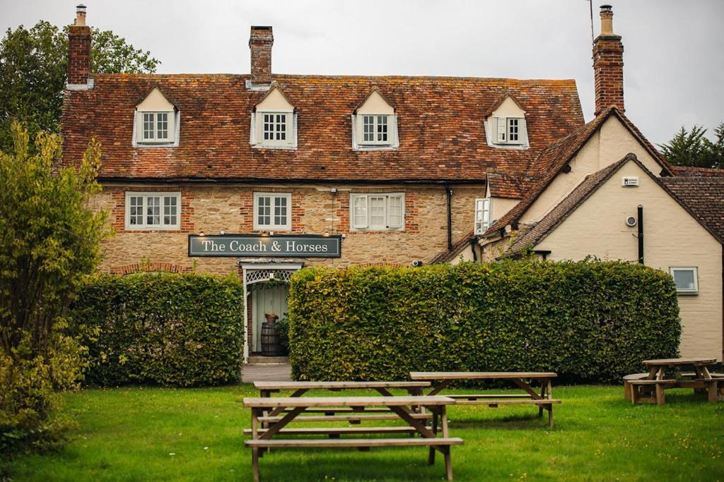 The Coach and Horses - Resim 24