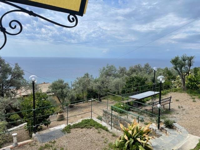 Agriturismo S.Ilario - Appartement 1 Chambre De Luxe Avec Vue Sur Océan