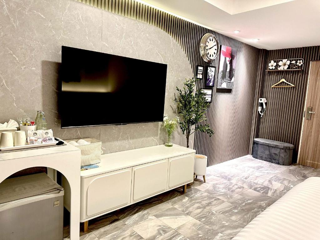 Dragon River Avenue - Premium Double Room